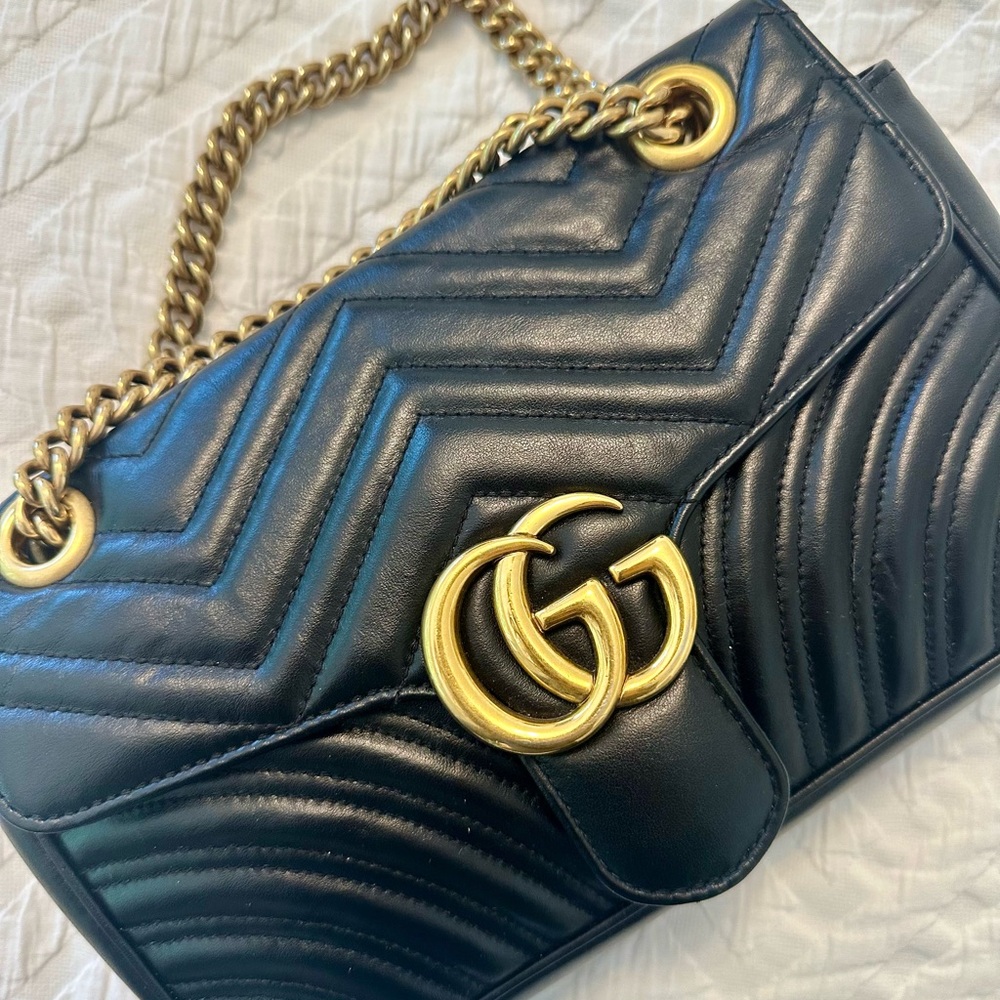 Authentic Gucci Marmont Matelasse Small Shoulder Bag - Classic Black Leather